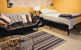Tidy Queens Apartment